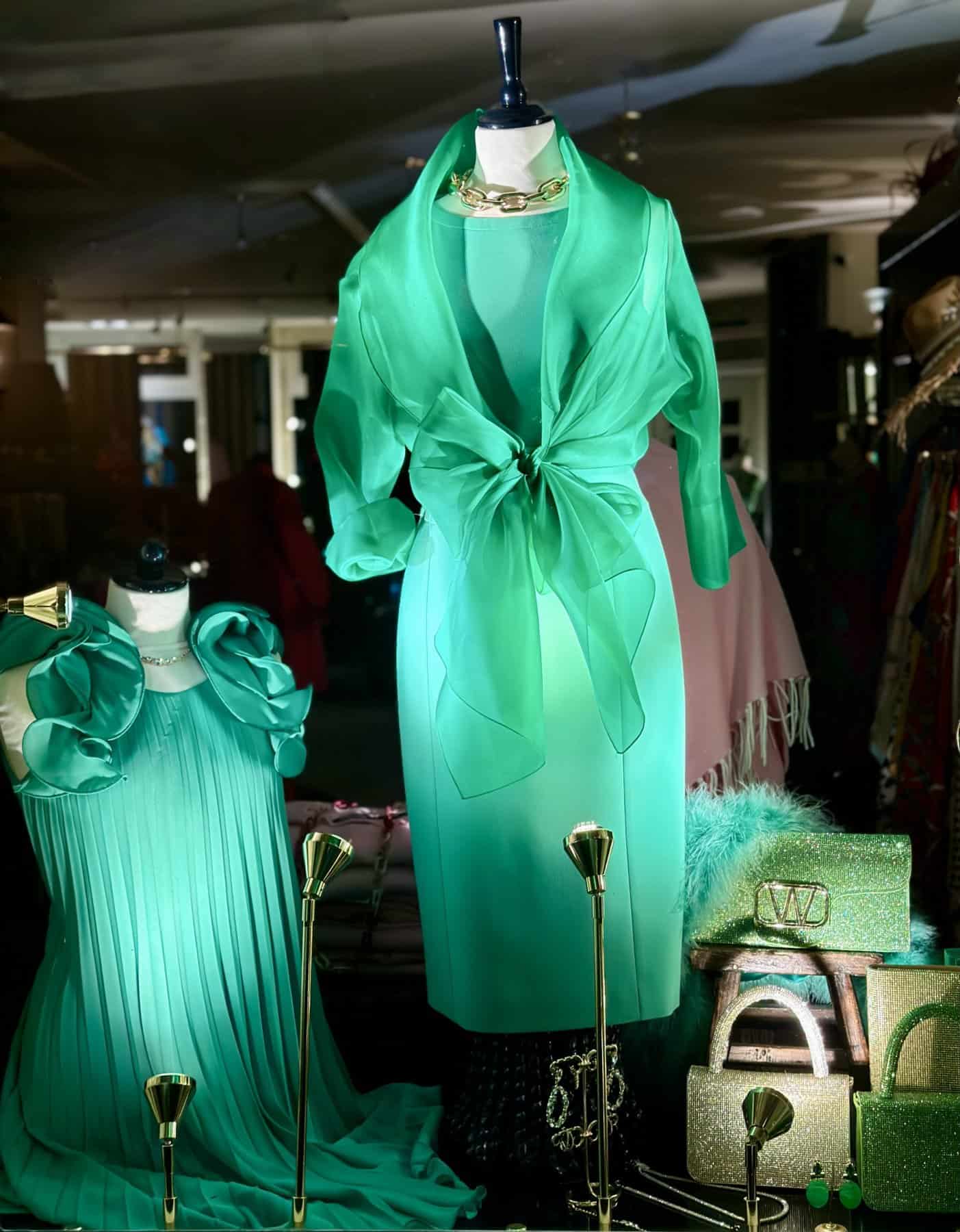 japon groen, gelegeheids kleding verkrijgbaar bij dames mode modici