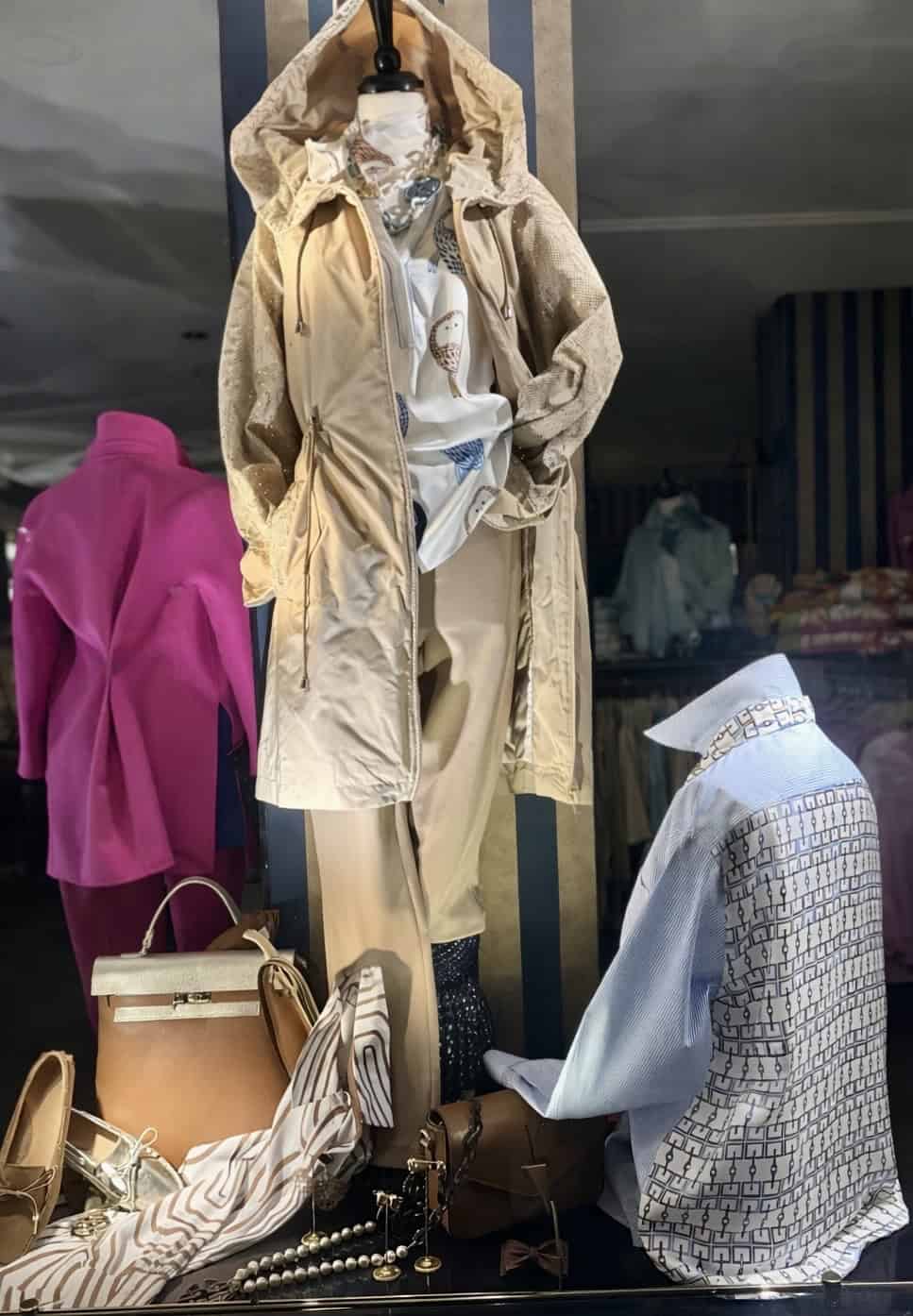 Beige Regen Jasje Met Capugon
